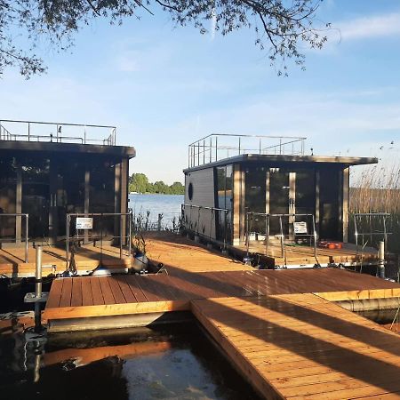 ホテル Houseboat Gudowo エクステリア 写真