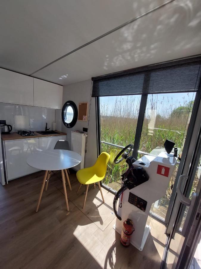 ホテル Houseboat Gudowo エクステリア 写真